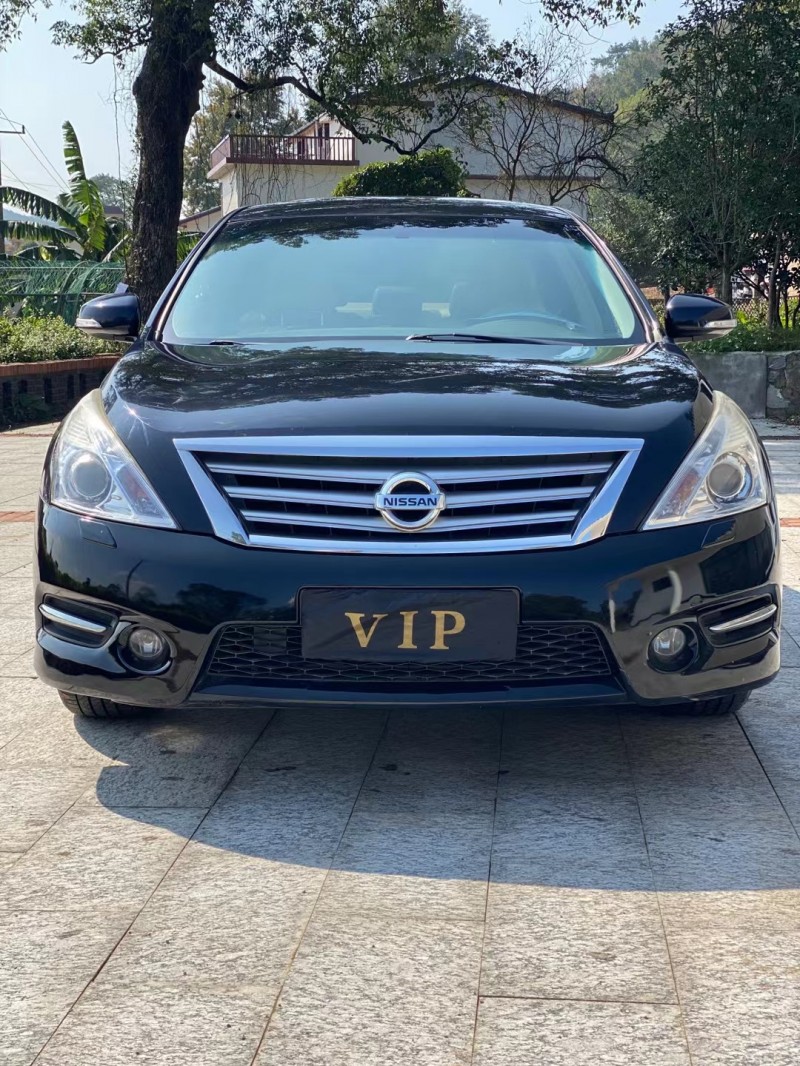 桂林11年日產天籟1