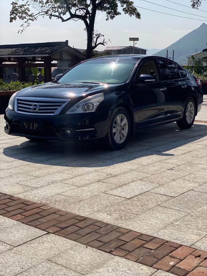 桂林11年日產天籟2