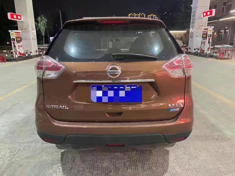 淄博15年日產奇駿6
