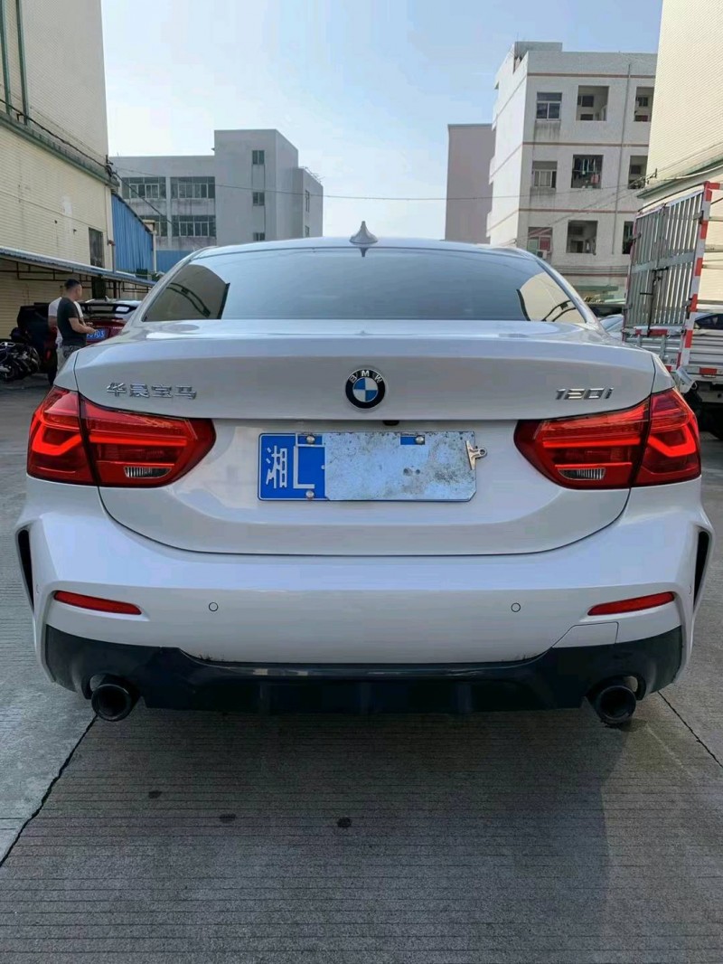 中山21年寶馬1系4