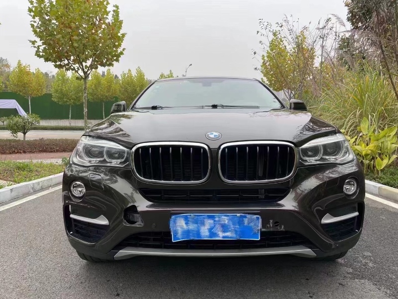 武漢15年寶馬X68