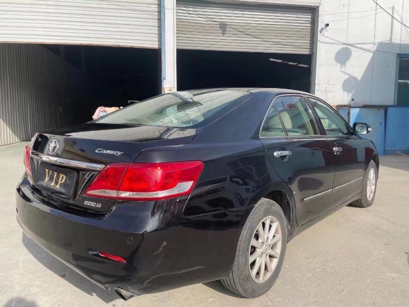 东营10年丰田凯美瑞8