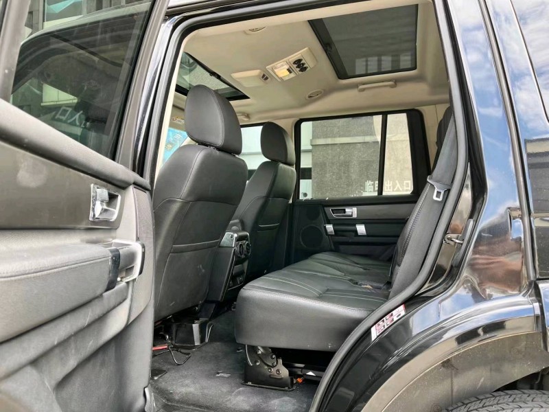 东莞16年路虎发现45