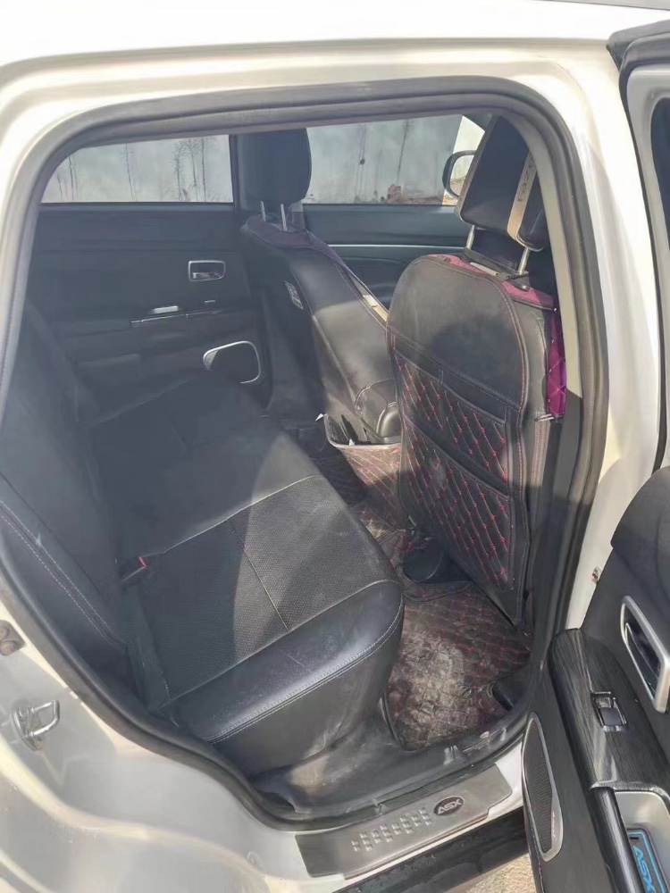 东营17年三菱劲炫6