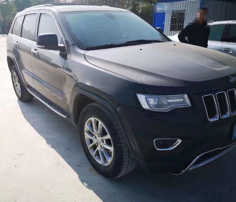 徐州13年Jeep大切諾基2