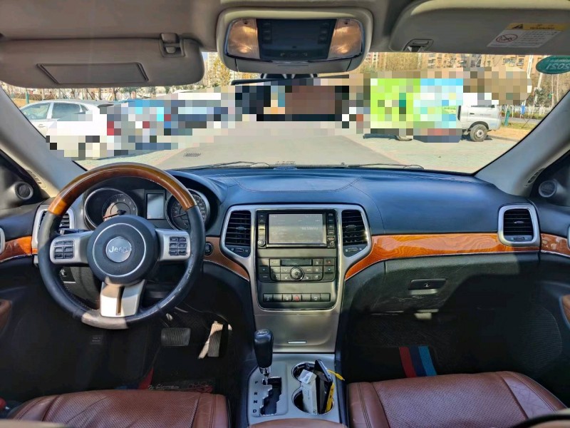 聊城12年Jeep大切諾基5