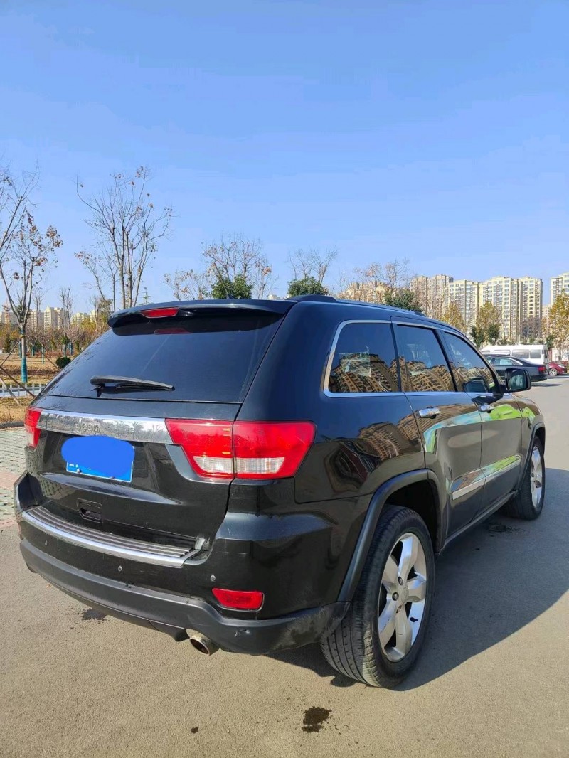 聊城12年Jeep大切諾基3