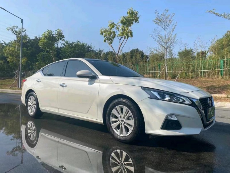 東莞20年日產天籟2