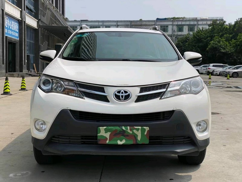 東莞14年豐田RAV4榮放1