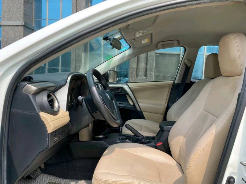 東莞14年豐田RAV4榮放7