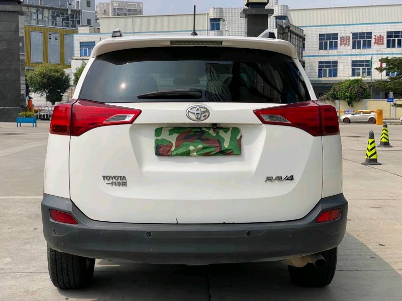 東莞14年豐田RAV4榮放9