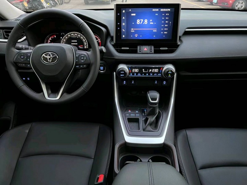 中山21年豐田RAV48