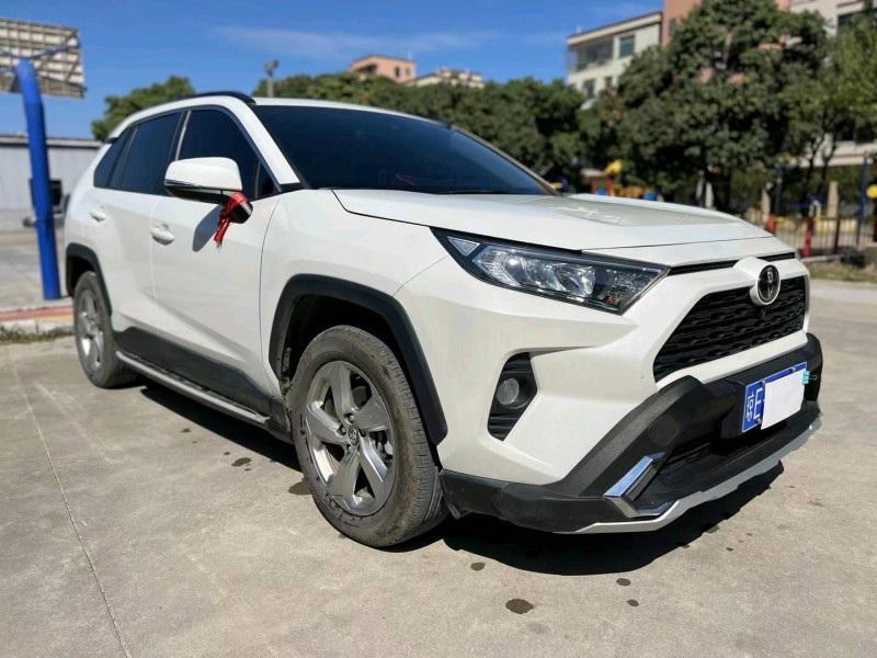 廣州21年豐田RAV42