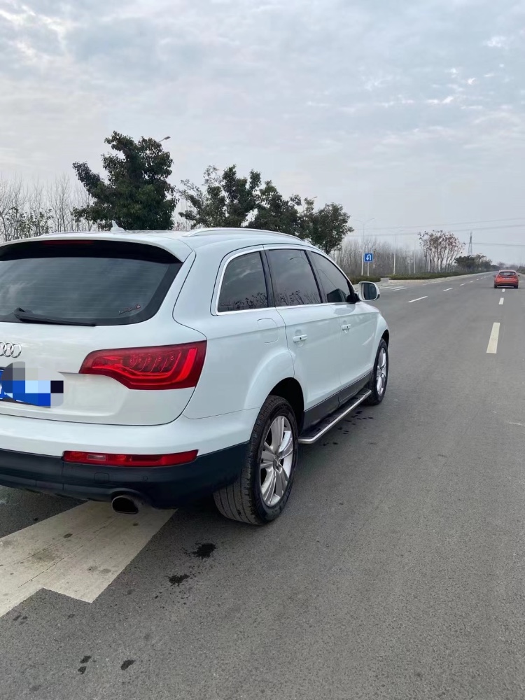 阜陽14年奧迪Q73