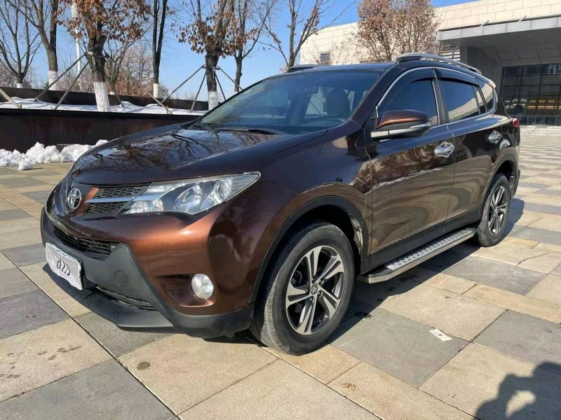 沈陽16年豐田RAV42