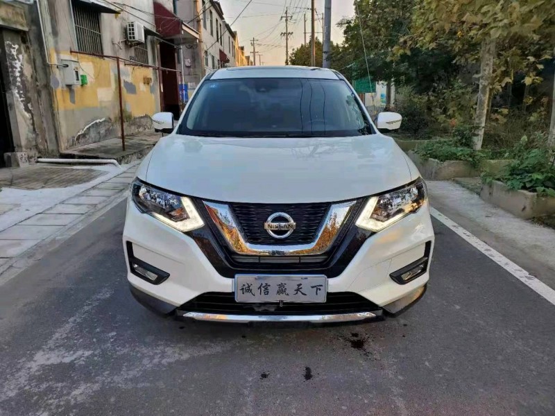 濟寧20年日產奇駿1