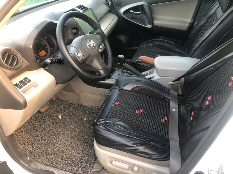 濟寧12年豐田RAV4榮放5