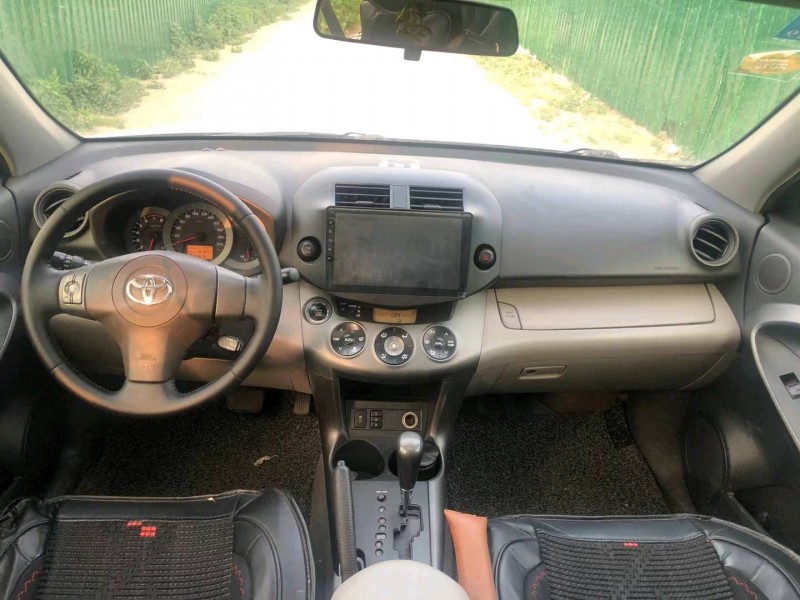 濟寧12年豐田RAV4榮放4