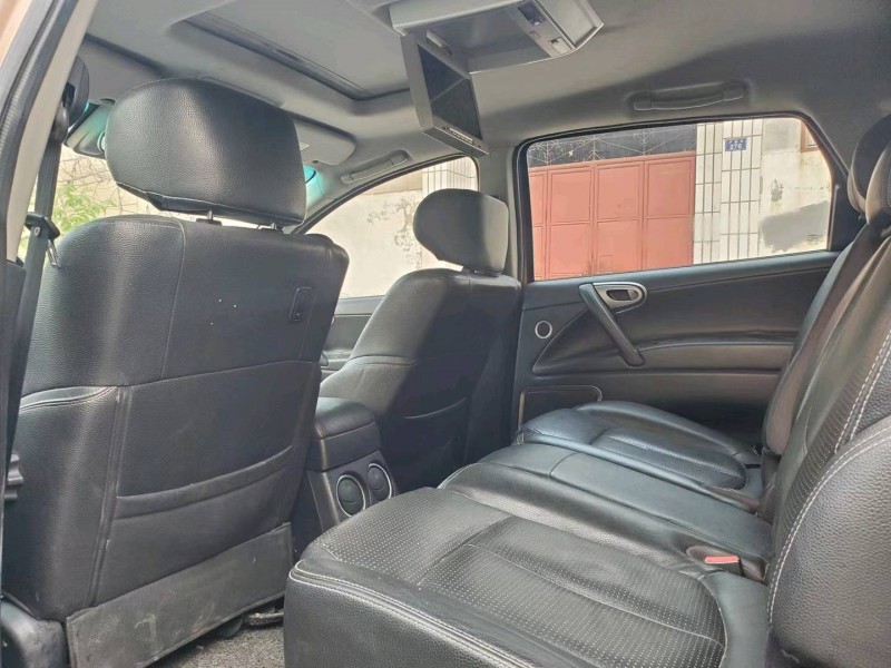 濟寧14年納智捷大7 SUV3