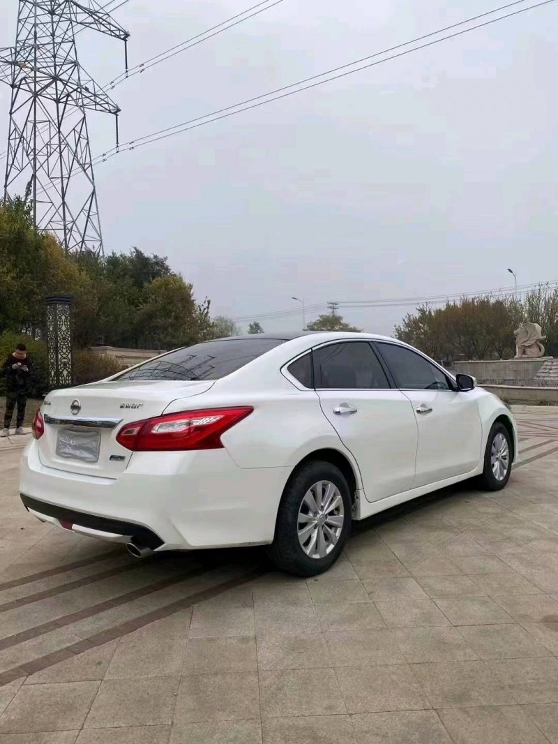沈陽17年日產天籟6