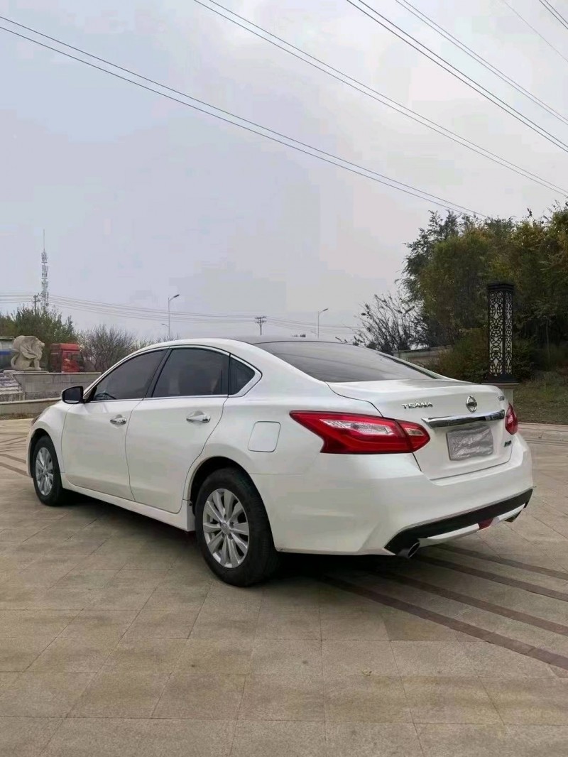 沈陽17年日產天籟4