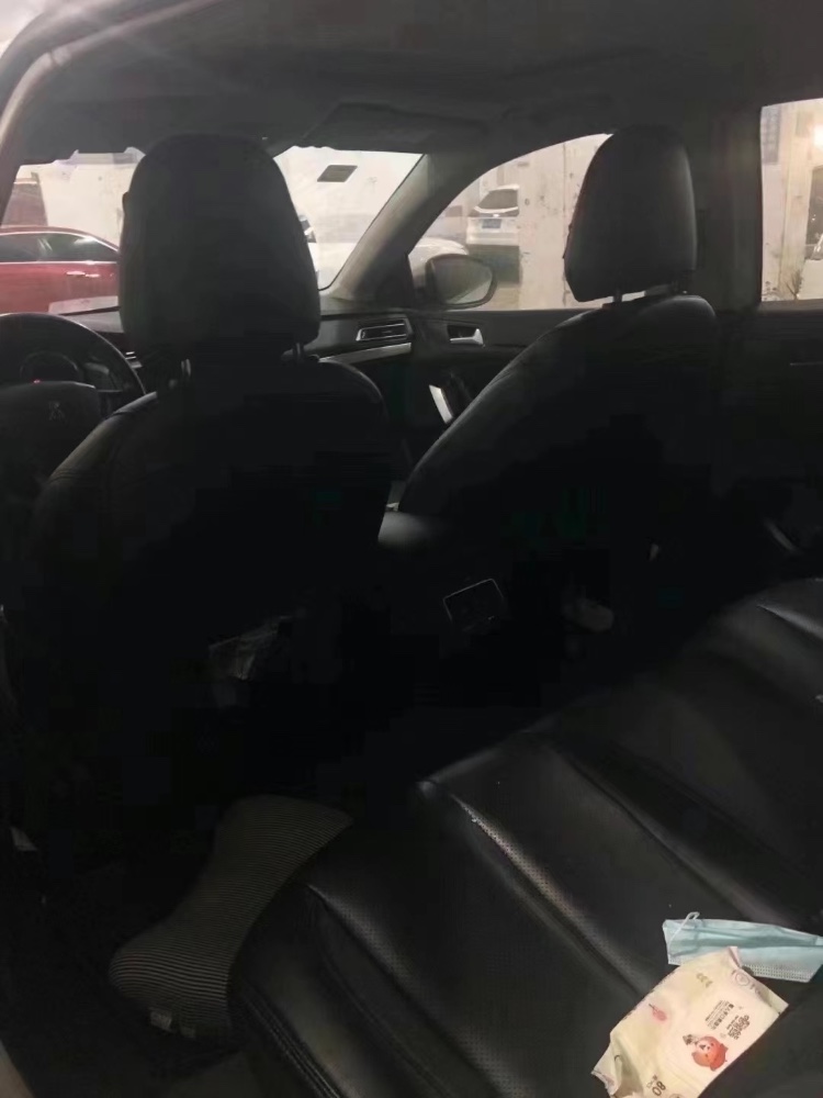 重庆16年标致4081