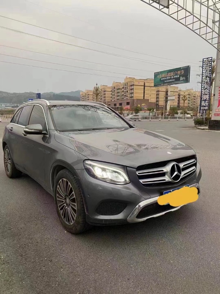 宜昌16年奔馳GLC1