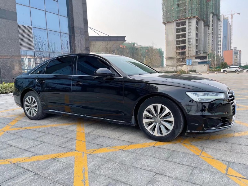 東營17年奧迪A6L2