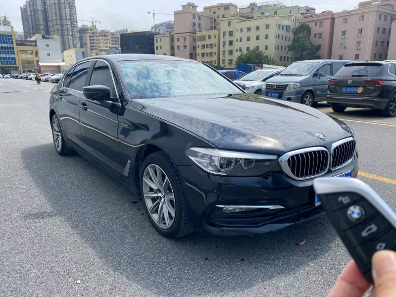 广州18年宝马5系3