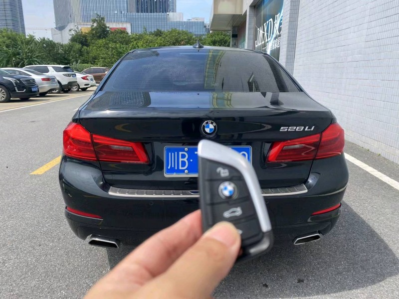 广州18年宝马5系5