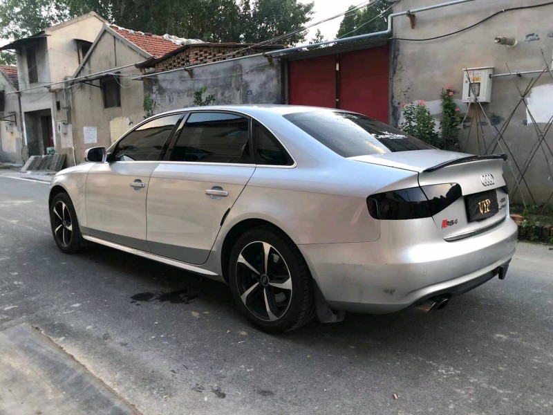濟寧14年奧迪A4L8