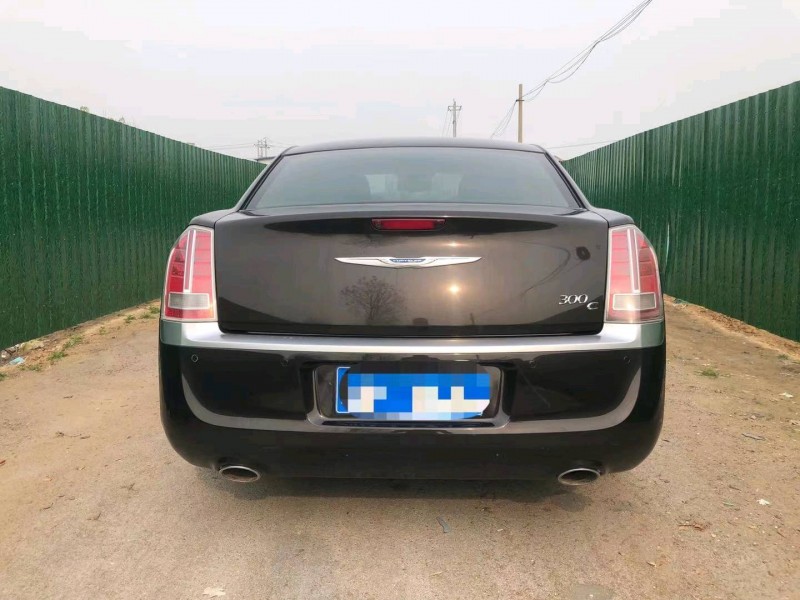 濟寧13年克萊斯勒300C9
