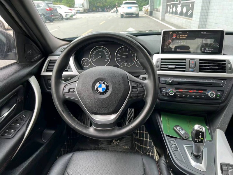 广州13年宝马3系7