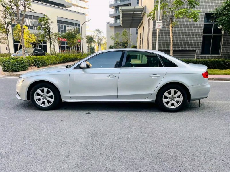 東莞11年奧迪A4L7