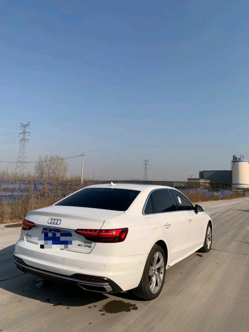 北京21年奧迪A4L8