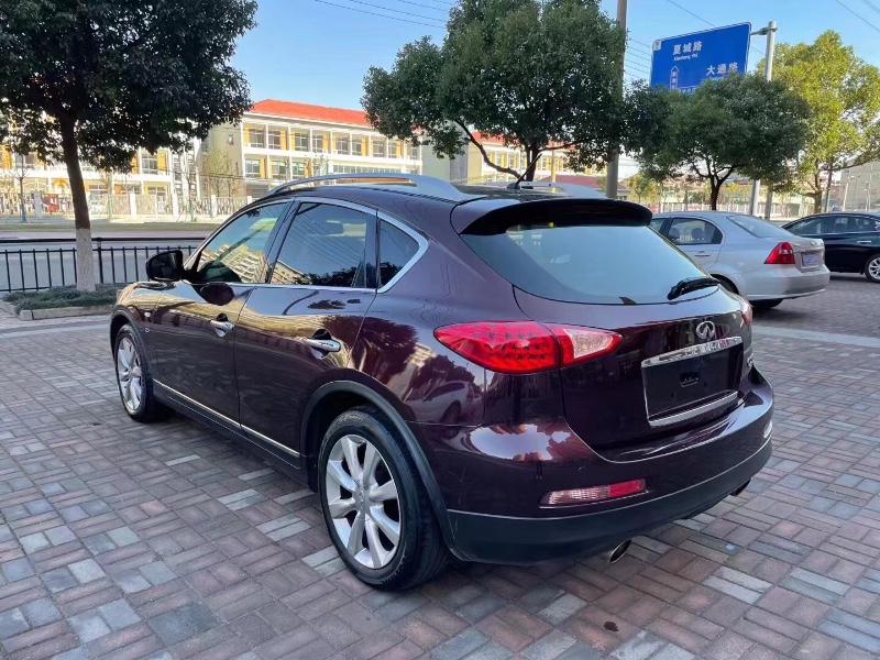 連云港13年英菲尼迪QX507