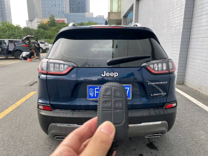 廣州19年Jeep自由光5