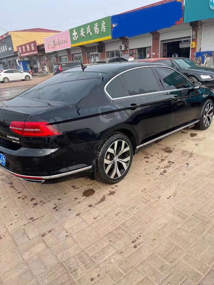 保定18年大众迈腾8