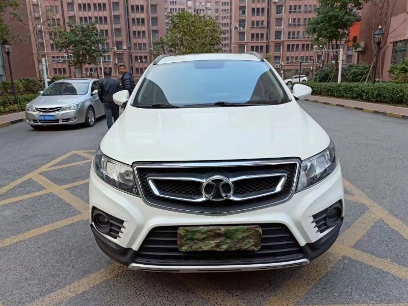 萍鄉17年北汽紳寶X551