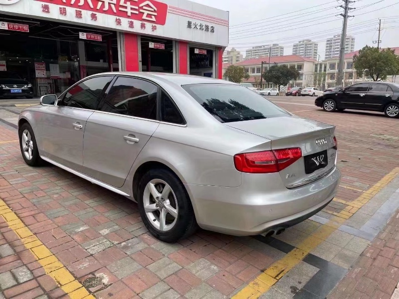蘇州12年奧迪A4L2