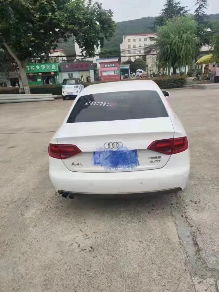 鶴壁11年奧迪A4L7