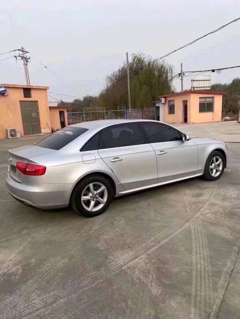 濟寧12年奧迪A4L6