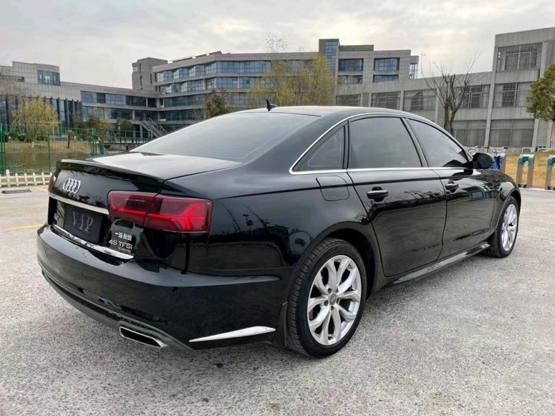 鹽城18年奧迪A6L8