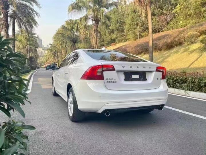 南平17年沃爾沃S60L8