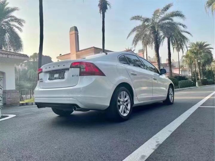 南平17年沃爾沃S60L9