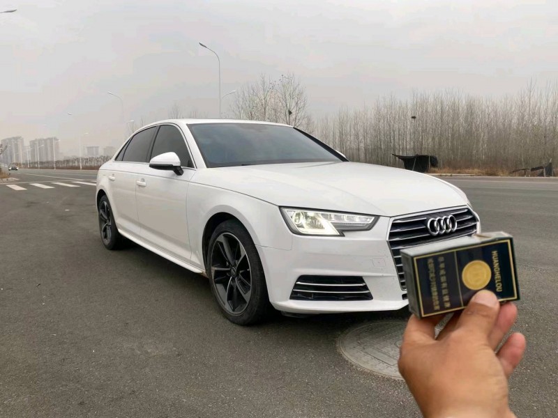 武漢17年奧迪A4L8