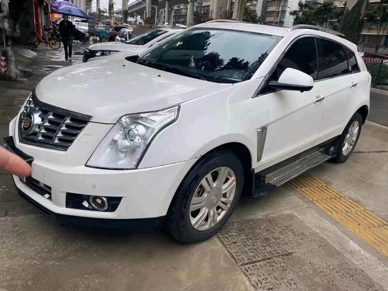 武漢13年凱迪拉克SRX2
