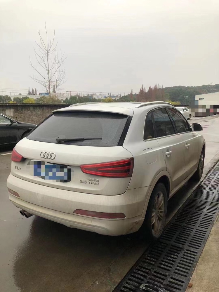 鄂州14年奧迪Q36