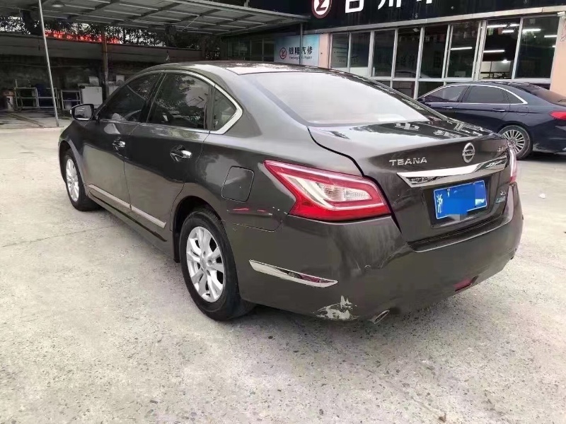 紹興13年日產天籟7