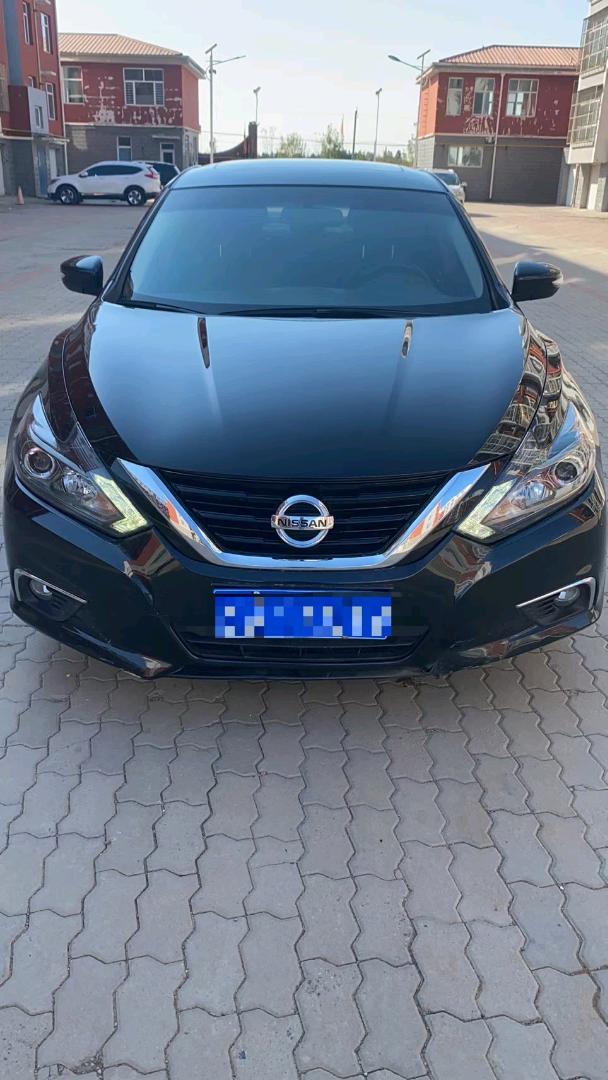 滄州18年日產天籟1